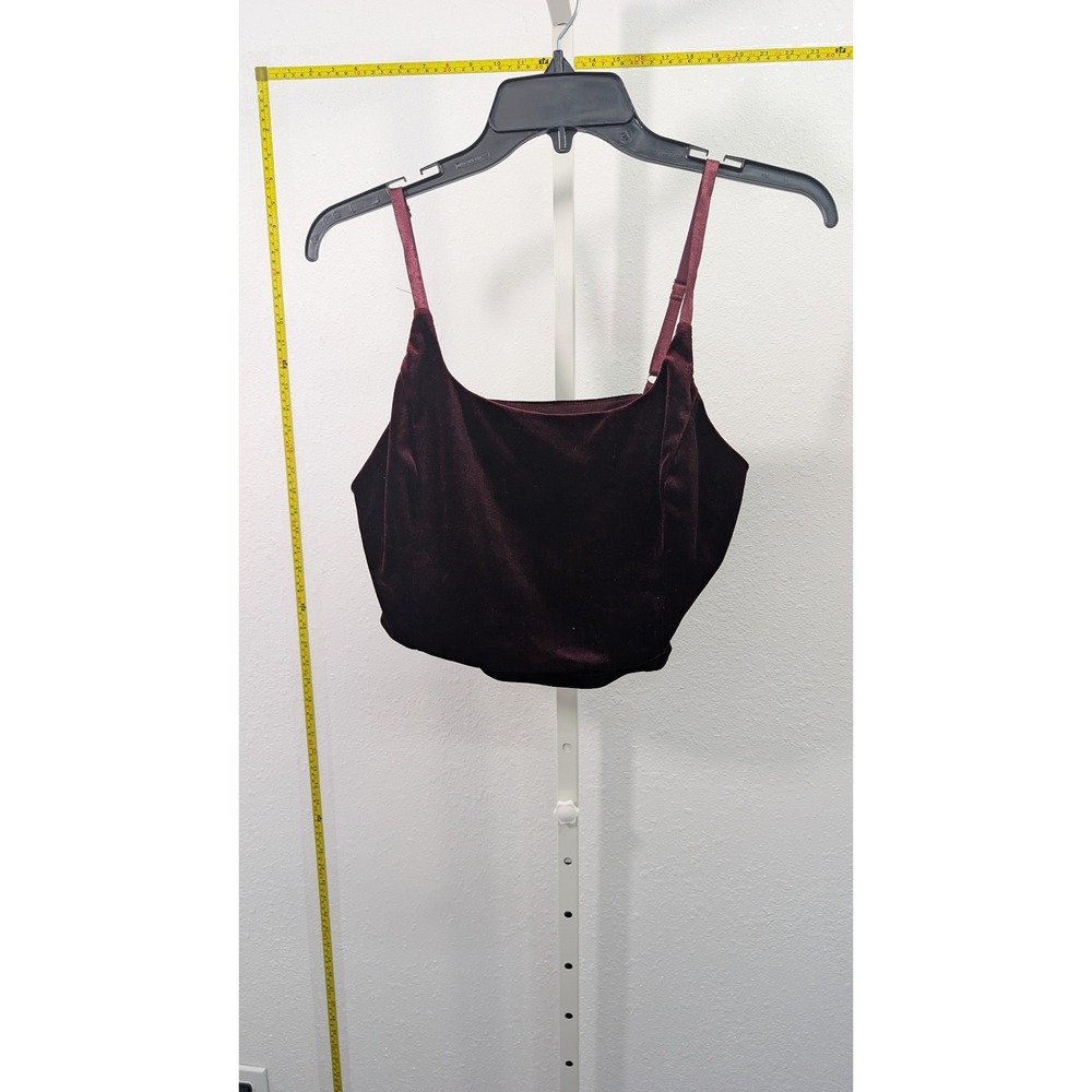 Forever 21 Womens Burgundy Velvet Crop Top‎ Adjustable Straps Square Neck Medium